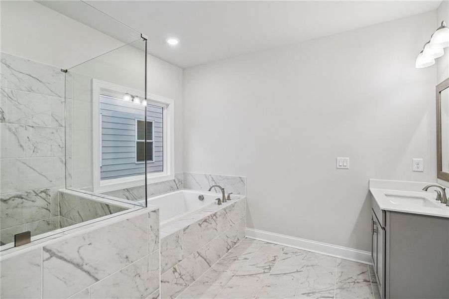 Furnished interior view inside a new home in Aberdeen, Hoschton (Image 9).