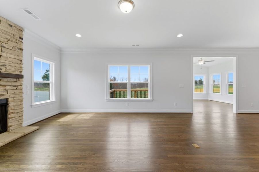 Representative unfurnished interior of a home built from the Fairfield Lux by Keystone Homes NC in Weybridge, Burlington (Image 86).