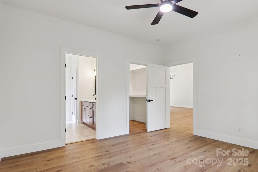 Spacious, unfurnished interior of a new home in , Mills River (Image 29). Spacious, unfurnished interior of a new home in , Mills River (Image 29).