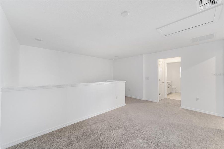 Spacious, unfurnished interior of a new home in Calesa Township, Ocala (Image 39).