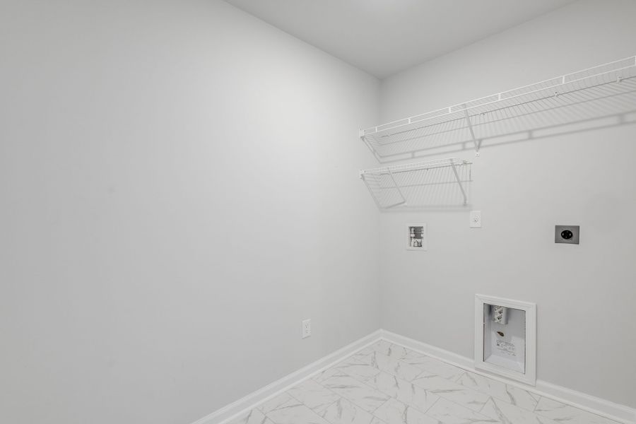 Spacious, unfurnished interior of a new home in Bluefield, Lexington (Image 36). Spacious, unfurnished interior of a new home in Bluefield, Lexington (Image 36).