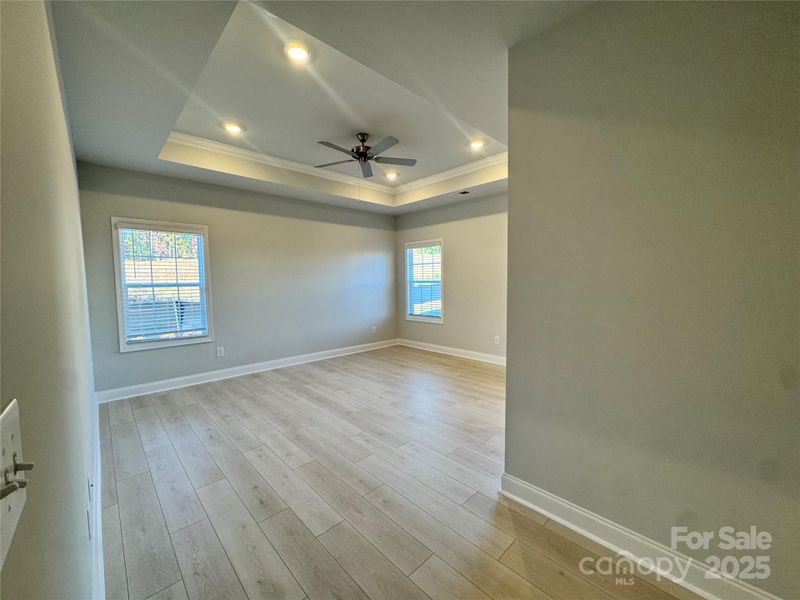 Spacious, unfurnished interior of a new home in Village at Parkside, Gastonia (Image 11).