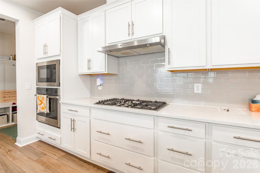 Furnished interior view inside a new home in Eckley, Mooresville (Image 9).