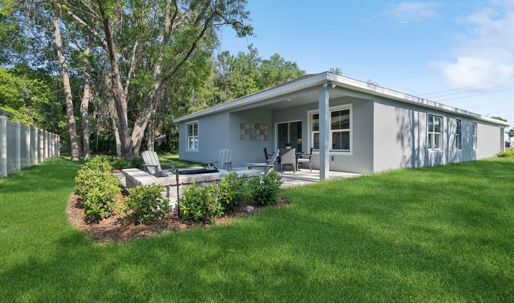 Backyard with covered lanai, perfect for entertaining