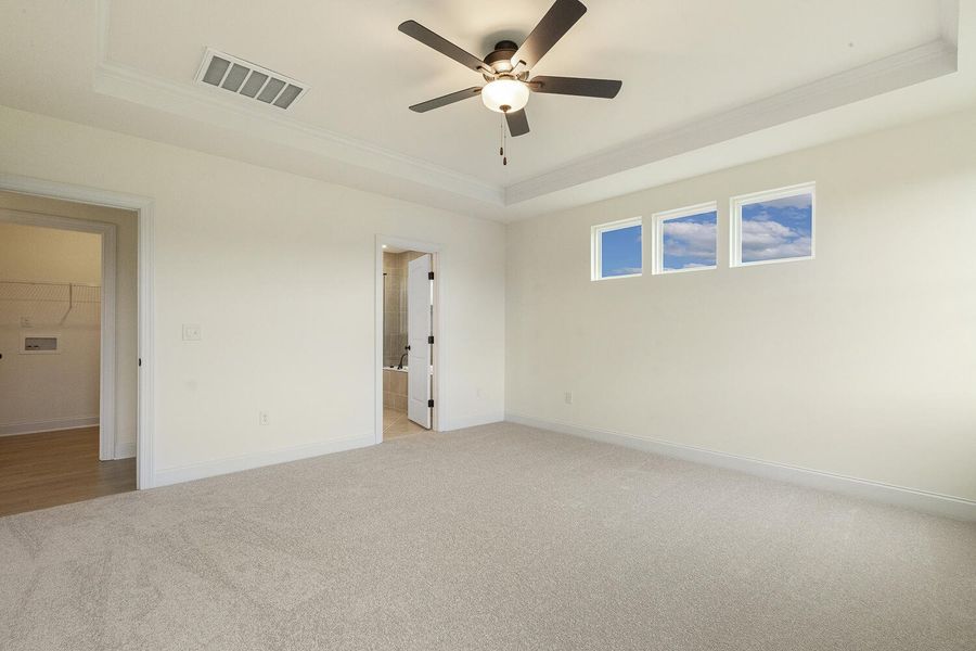 Spacious, unfurnished interior of a new home in Berea Farms, Four Oaks (Image 28).