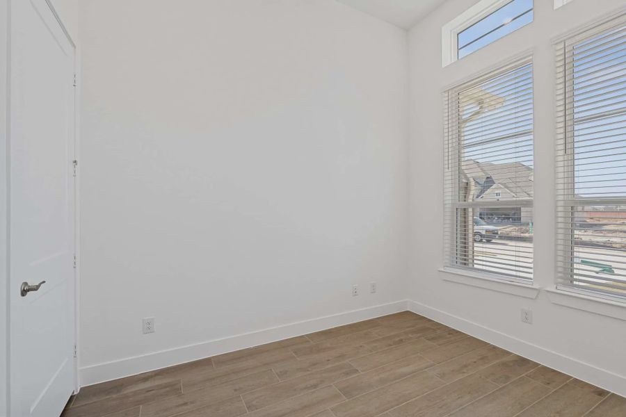 Representative unfurnished interior of a home built from the Brentwood by Chesmar Homes in Riceland, Marion (Image 34).