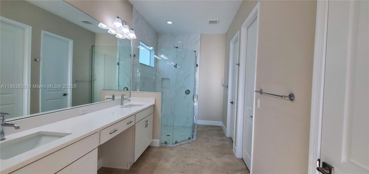 Image 24 of a home in .