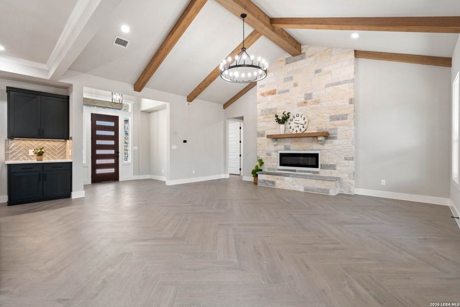 Spacious, unfurnished interior of a new home in , Spring Branch (Image 20). Spacious, unfurnished interior of a new home in , Spring Branch (Image 20).