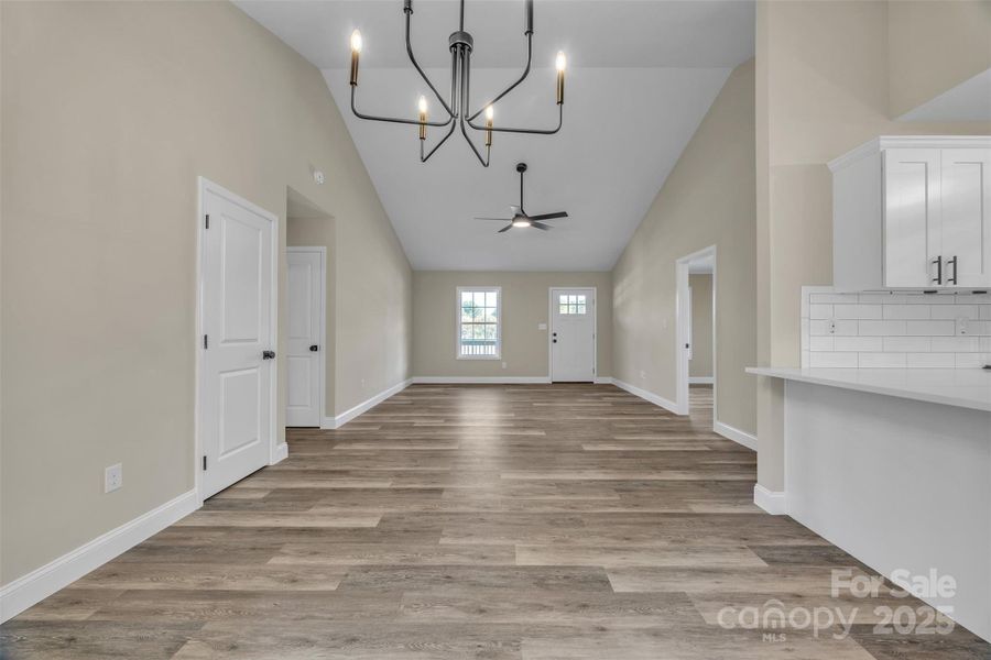 Dining Area Dining Area