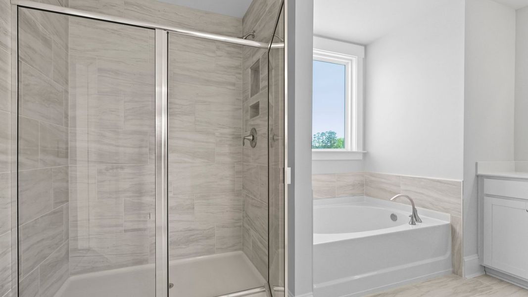 Representative furnished interior of a home built from the HARBOR OAK by D.R. Horton in Berkeley Bay, Ridgeville (Image 11). Representative furnished interior of a home built from the HARBOR OAK by D.R. Horton in Berkeley Bay, Ridgeville (Image 11).