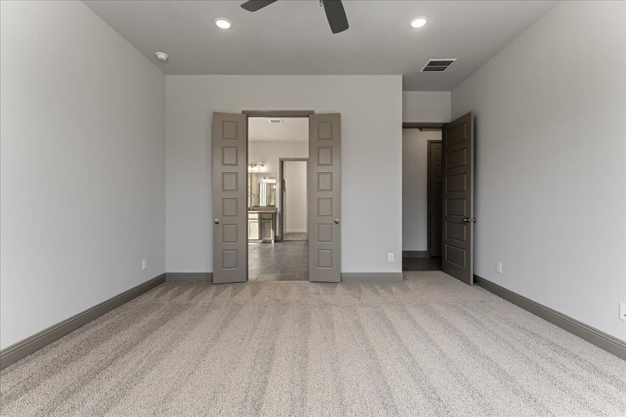Spacious, unfurnished interior of a new home in Spring Valley Ranch, Paradise (Image 23). Spacious, unfurnished interior of a new home in Spring Valley Ranch, Paradise (Image 23).