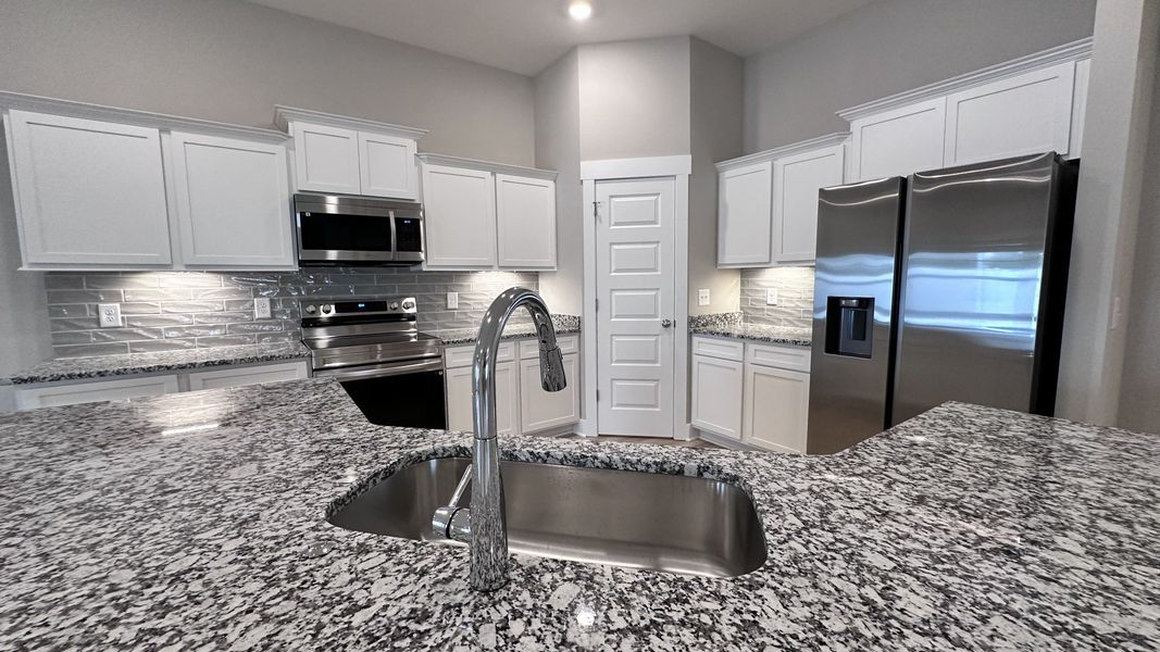 Close-up of interior finishes inside a home in Veterans Cove, Murfreesboro (Image 20).