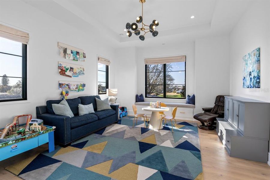 Furnished interior view inside a new home in , Orlando (Image 46).