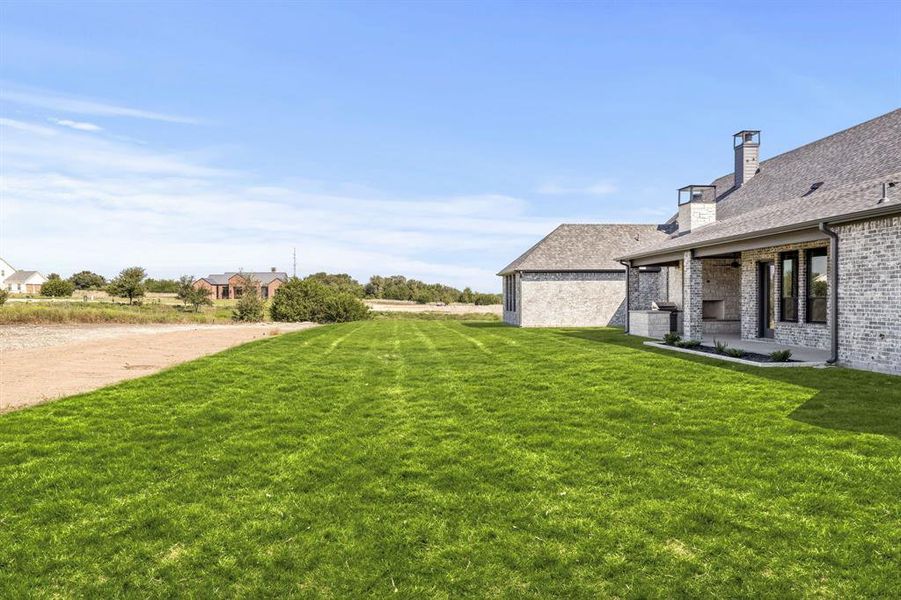 Exterior details and patio area of a home in , Aledo (Image 28).