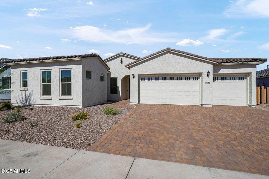 7632 W Remuda Drive ~ Ready Now!