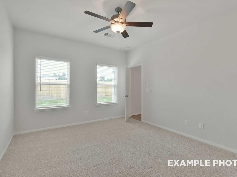 Spacious, unfurnished interior of a new home in Caney Creek Place, Conroe (Image 23).