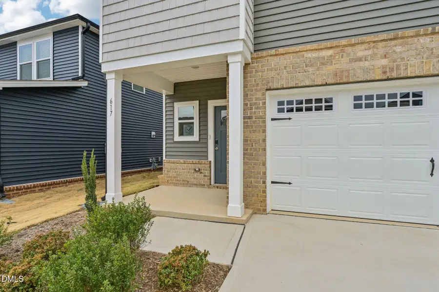 4-web-or-mls-Raleigh - Oak Manor - 617 R