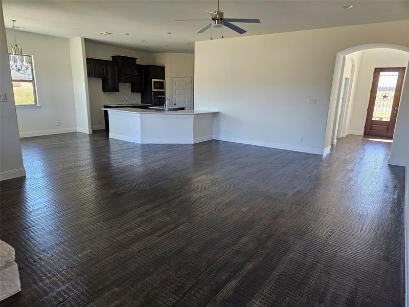Spacious, unfurnished interior of a new home in West Farmington, Van Alstyne (Image 18). Spacious, unfurnished interior of a new home in West Farmington, Van Alstyne (Image 18).