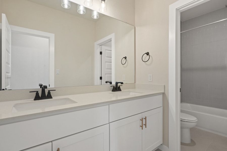 Furnished interior view inside a new home in Heritage, Dripping Springs (Image 13). Furnished interior view inside a new home in Heritage, Dripping Springs (Image 13).