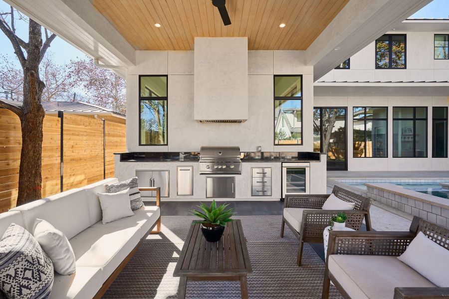 Relax and enjoy this outdoor kitchen