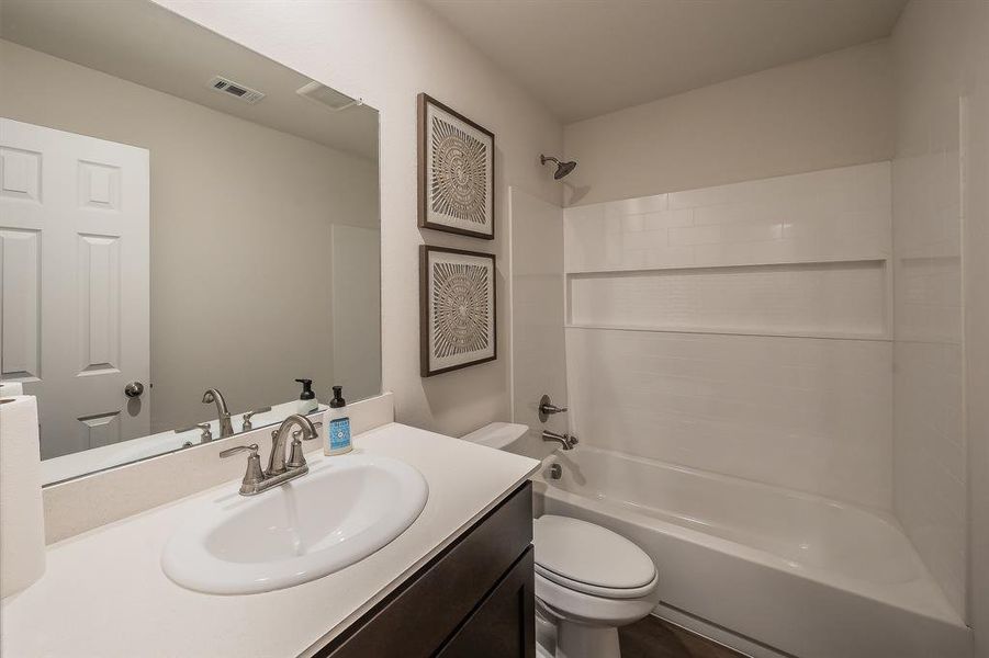 Furnished interior view inside a new home in Craftsman’s Corner, Cleburne (Image 31).