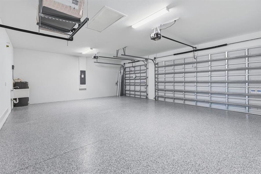 Spacious, unfurnished interior of a new home in , Englewood (Image 44).
