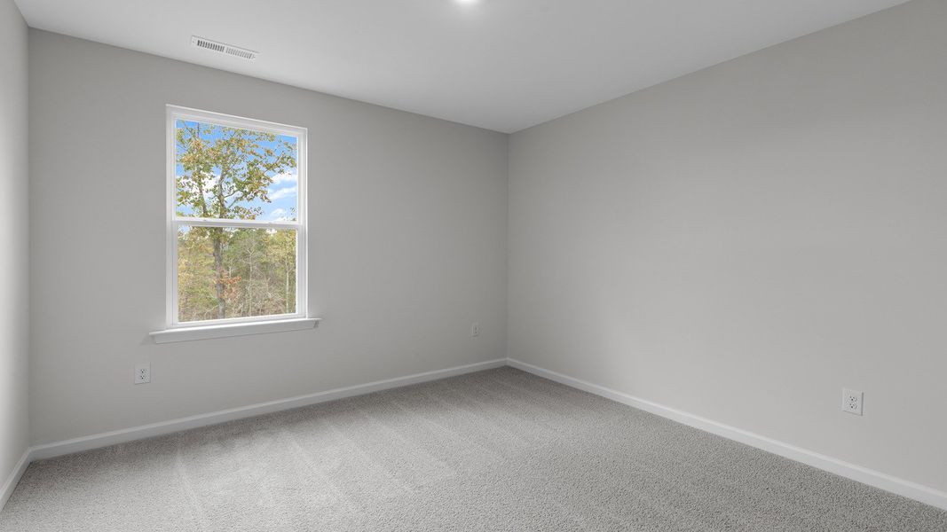 Spacious, unfurnished interior of a new home in Country Creek, Lexington (Image 21).