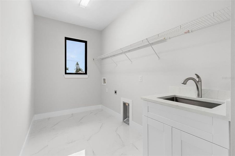 Furnished interior view inside a new home in , Punta Gorda (Image 12). Furnished interior view inside a new home in , Punta Gorda (Image 12).