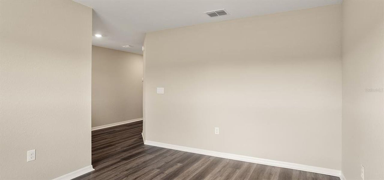 Spacious, unfurnished interior of a new home in Falls of Ocala, Ocala (Image 19).