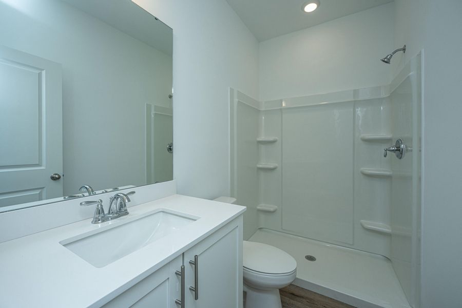 Furnished interior view inside a new home in , Wando (Image 19).