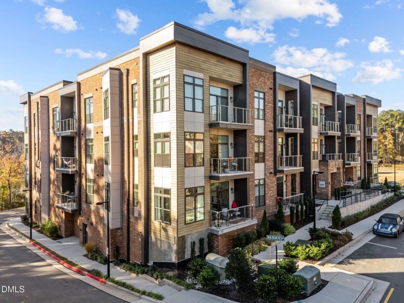 1-web-or-mls-DJI_20251105090258_0522_D