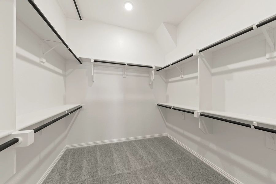 Primary Closet Representative Photo