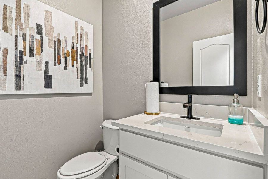 Furnished interior view inside a new home in Paseos Del Este, Horizon City (Image 13).