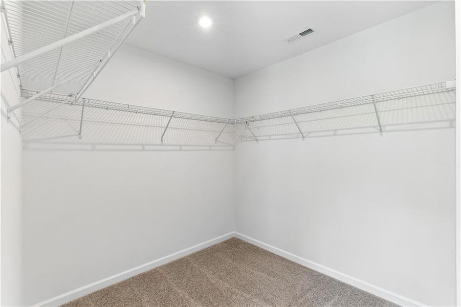 Spacious, unfurnished interior of a new home in Maple Village, Adairsville (Image 24).