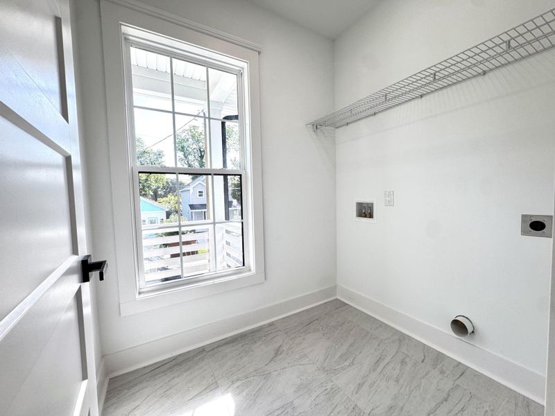 Spacious, unfurnished interior of a new home in , North Charleston (Image 22).