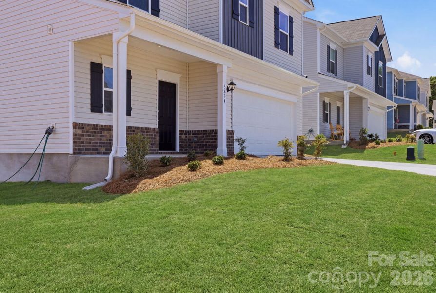 Exterior details and patio area of a home in Catawba Trace, Catawba (Image 3).