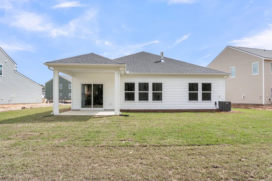 Exterior details and patio area of a home in Watson Hill, Summerville (Image 16).