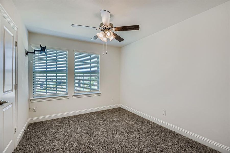Spacious, unfurnished interior of a new home in , Little Elm (Image 21).