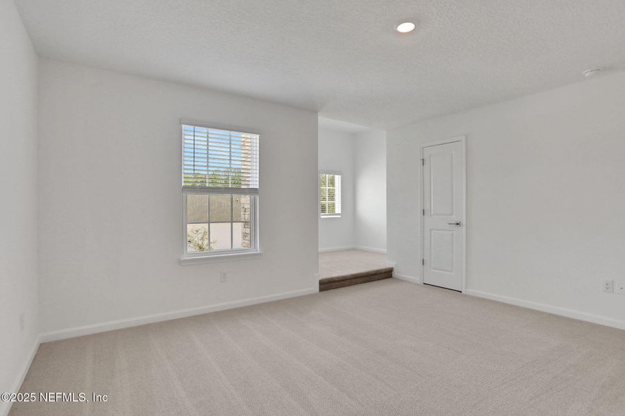 Spacious, unfurnished interior of a new home in Silver Landing at SilverLeaf, St. Augustine (Image 26). Spacious, unfurnished interior of a new home in Silver Landing at SilverLeaf, St. Augustine (Image 26).
