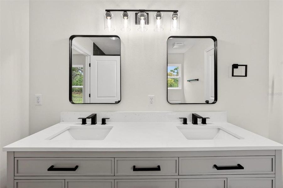 Image 47 of a home in .