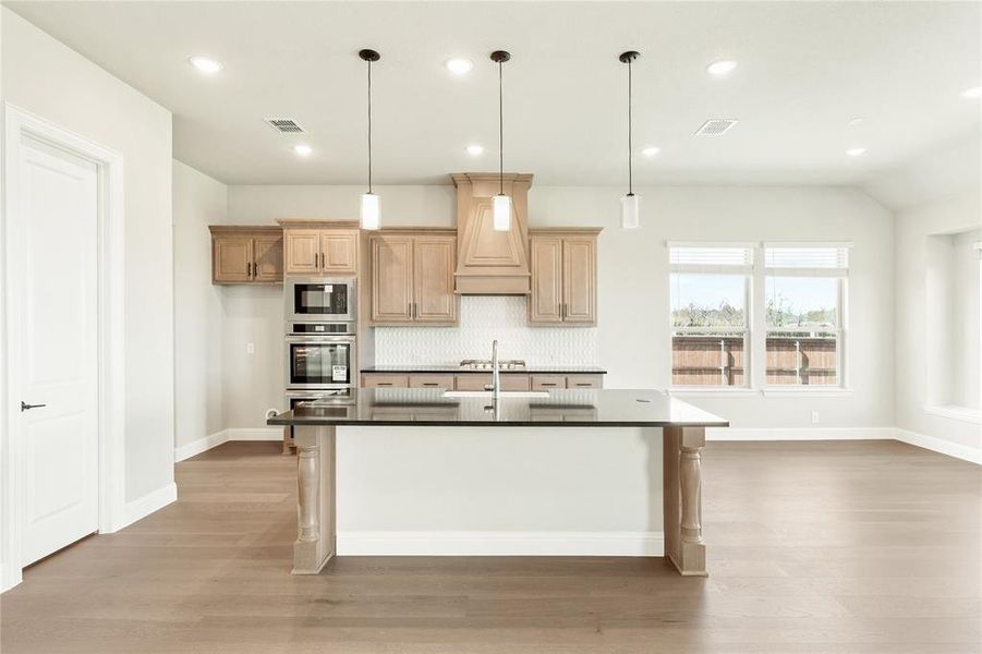 Furnished interior view inside a new home in Glenbrook, Red Oak (Image 15).