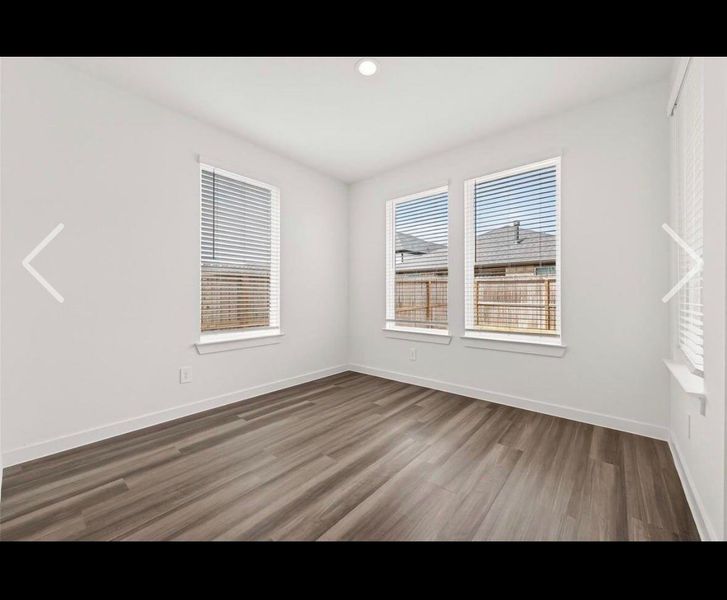 Spacious, unfurnished interior of a new home in Harvest Green, Richmond (Image 39).