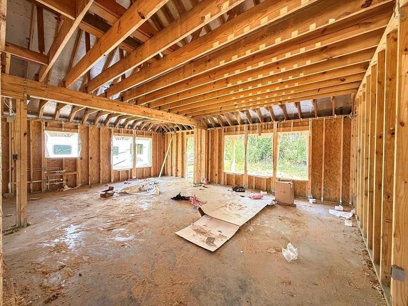 Spacious, unfurnished interior of a new home in , Brazoria (Image 2). Spacious, unfurnished interior of a new home in , Brazoria (Image 2).