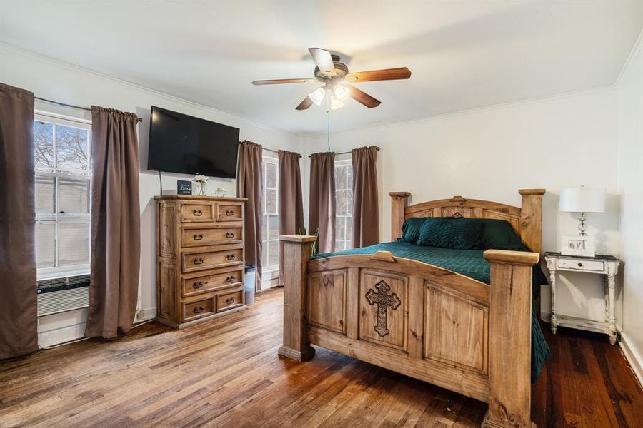 Furnished interior view inside a new home in , Paris (Image 15). Furnished interior view inside a new home in , Paris (Image 15).