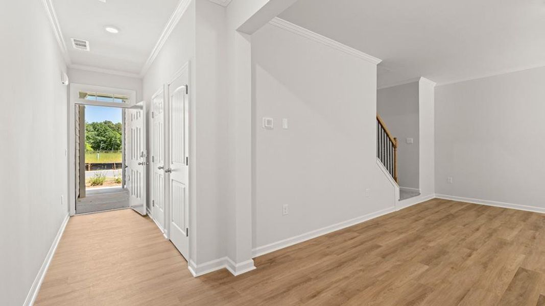 Spacious, unfurnished interior of a new home in Carlton, Douglasville (Image 25).