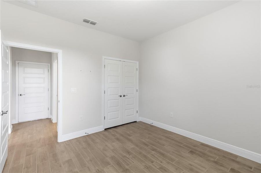 Spacious, unfurnished interior of a new home in , Winter Garden (Image 47).