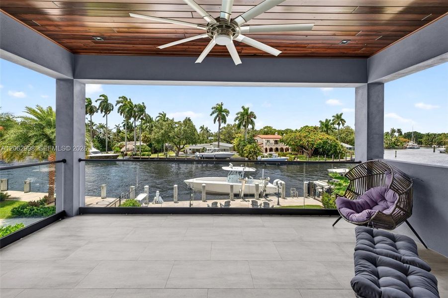 Exterior details and patio area of a home in , Fort Lauderdale (Image 42).