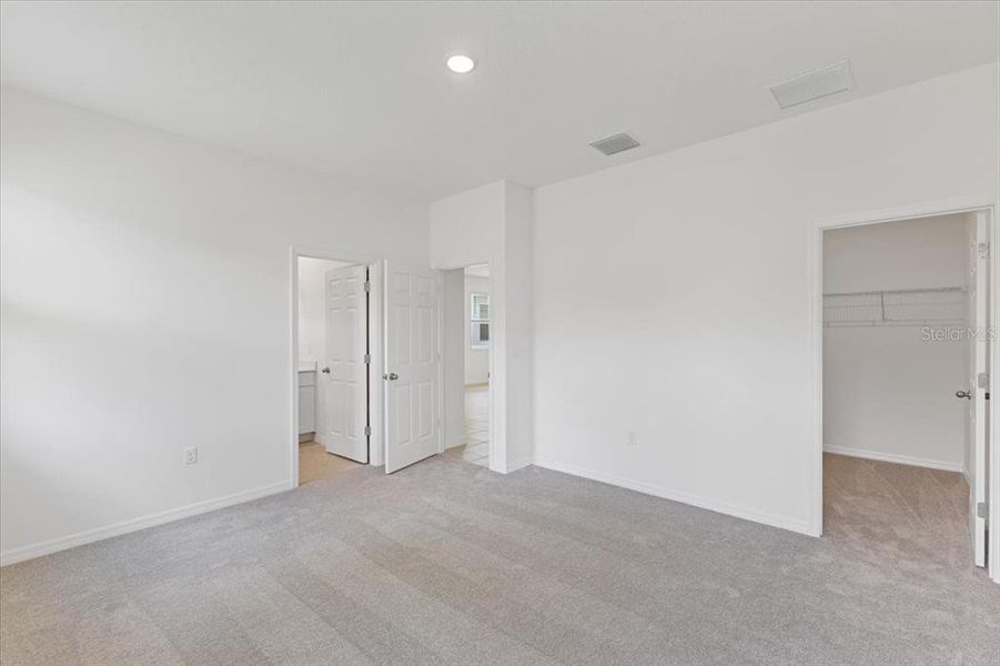 Spacious, unfurnished interior of a new home in Highfield at Twisted Oaks, Wildwood (Image 10). Spacious, unfurnished interior of a new home in Highfield at Twisted Oaks, Wildwood (Image 10).