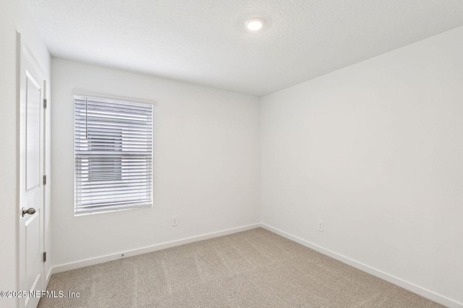 Spacious, unfurnished interior of a new home in Kings Crossing, Jacksonville (Image 21). Spacious, unfurnished interior of a new home in Kings Crossing, Jacksonville (Image 21).