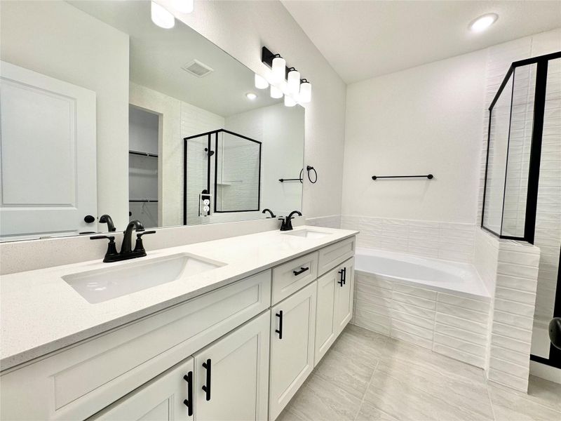 Furnished interior view inside a new home in Sage Hollow, Kyle (Image 6).